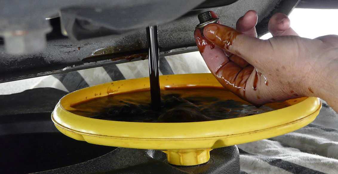 autoservis Ostrava - opravy aut Ostrava - auto servis Ostrava - diagnostika aut Ostrava - výměna oleje Ostrava - mechanik Ostrava - blesk car